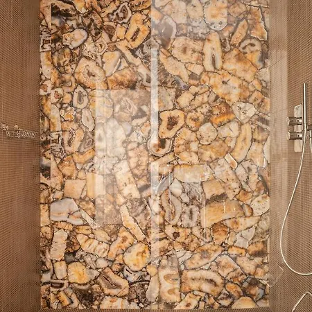 Maison Carla Rosa 3* Cannes