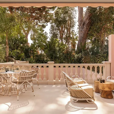 מלון דירות Maison Carla Rosa 3*