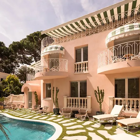 Maison Carla Rosa 3* Κάννες