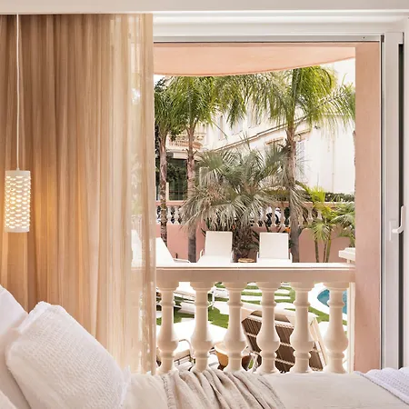 Aparthotel Maison Carla Rosa 3*