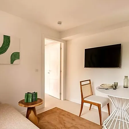 Aparthotel Maison Carla Rosa 3*