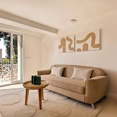 Maison Carla Rosa 3* Cannes