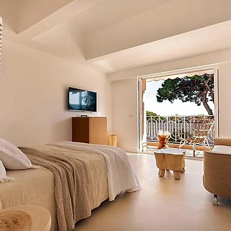 Lejlighedshotel Maison Carla Rosa 3*