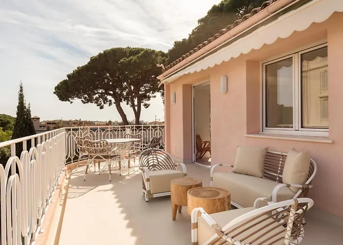 Maison Carla Rosa 3* Cannes