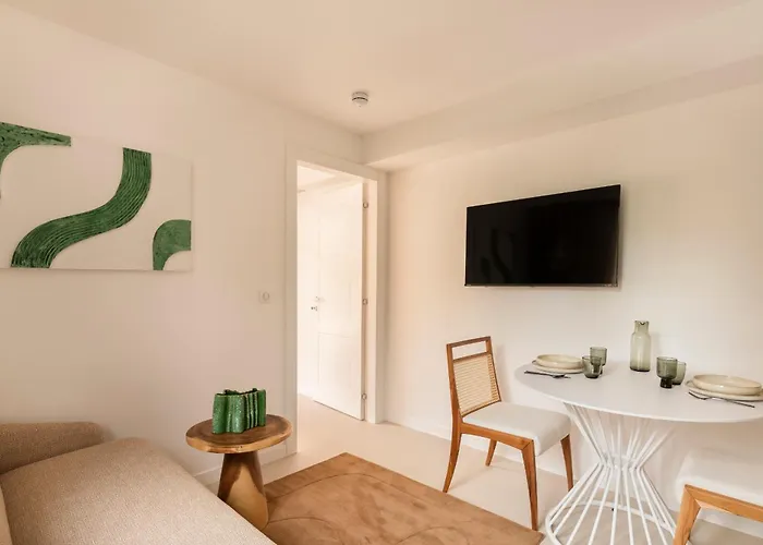 Maison Carla Rosa Aparthotel Cannes