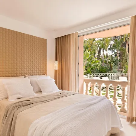 Aparthotel Maison Carla Rosa *