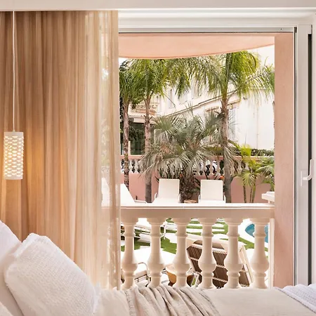 Maison Carla Rosa Aparthotel *