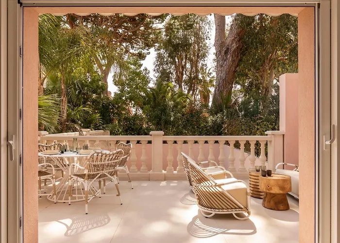 Maison Carla Rosa Aparthotel