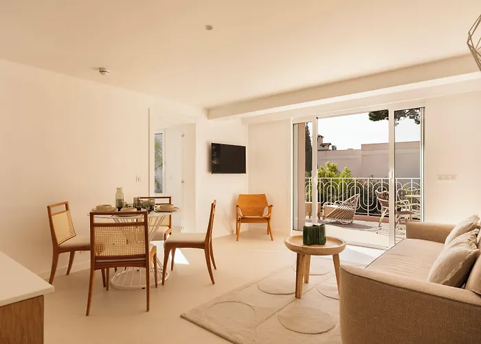 Maison Carla Rosa Aparthotel Cannes